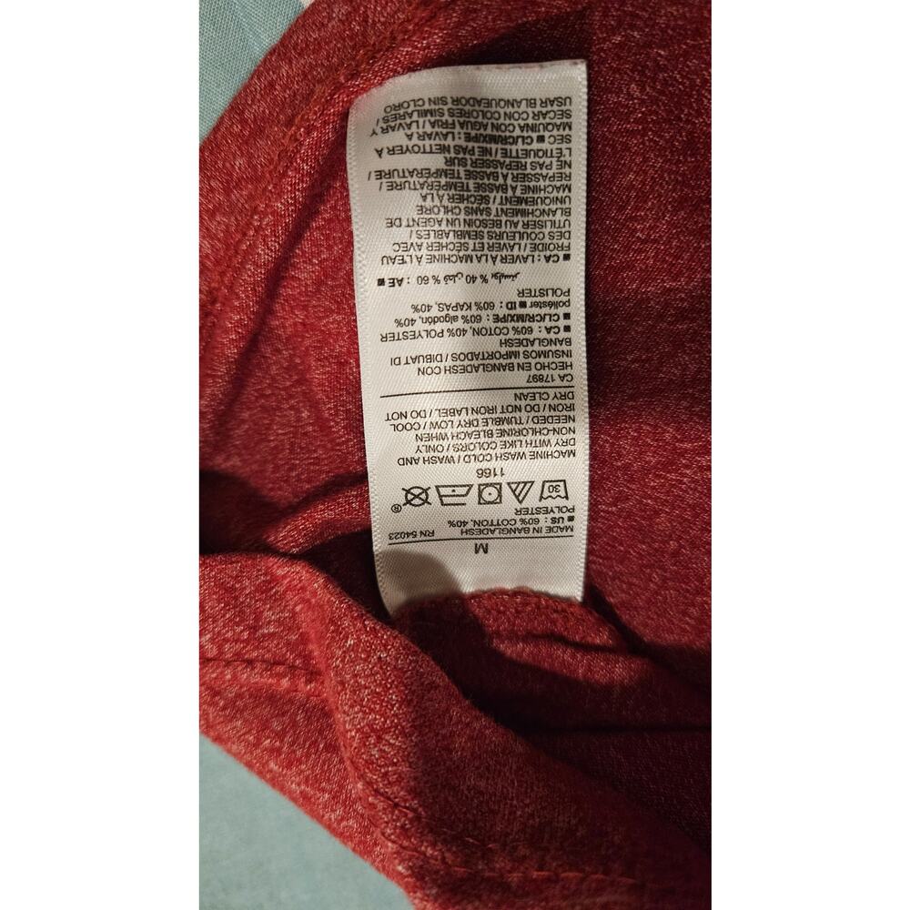 Old Navy Women’s Long Sleeve Medium Red Crew Neck Cotton / Polyester Blend Shirt - Picture 4 of 8